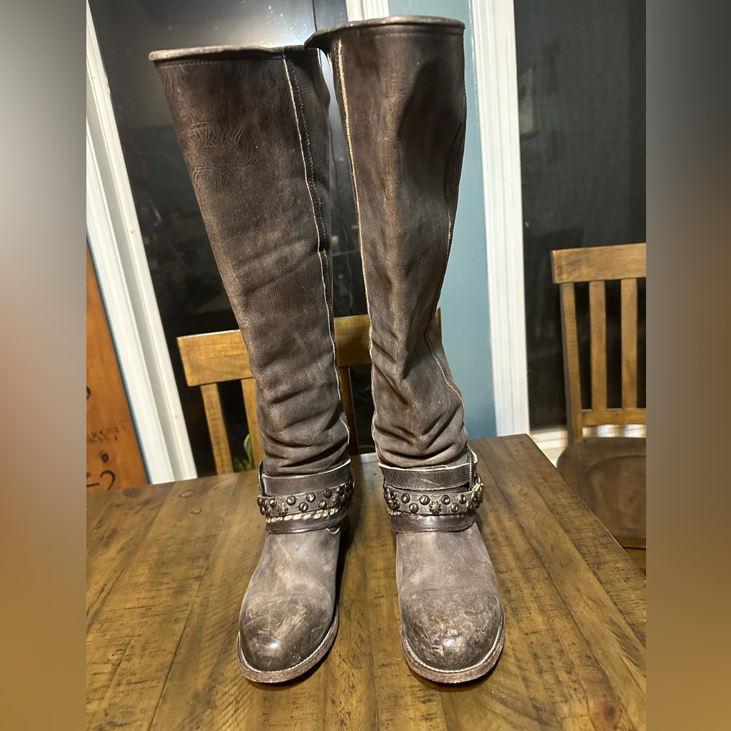 Stylish Brown Knee-High Women's Boots